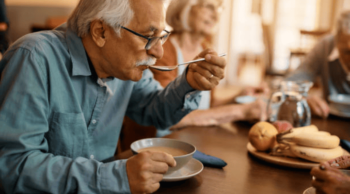 catering healthy meals for seniors with dementia